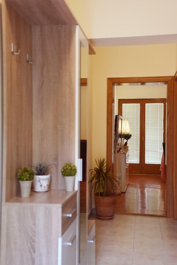 Apartmani Boss Vrnjacka Banja Ngoại thất bức ảnh